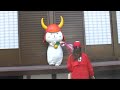 2011 04 13のひこにゃん（お花のプレゼント）