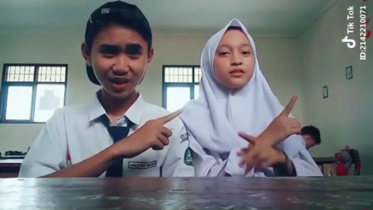 Tik Tok Dance Anak Sekolah Paling Keren Kompilasi Terbaru #Part 2 - YouTube