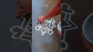 #shortsvideo#padikolam#appartmentkolam#beginners#easypandagamuggulu#lakshmi's kolam