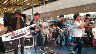 ลุงขี้เมา cover by Atomic Boy @B2S Mega Bangna 24/6/2017