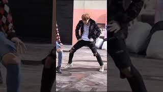 Jhope and his dance moves..🔥🔥