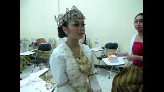 BEHIND THE STAGE - Balada Asterix & Dyah Pitaloka (Sastra Prancis UI)