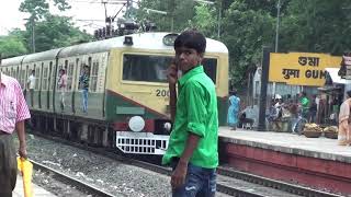 33351 UP Barasat Jn.- Habra Local arrives at Guma Railway Station (GUMA) |[Eastern Railway]|