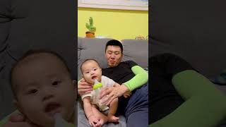 Dad teasing baby#baby #Bringbaby #cute #Diapers