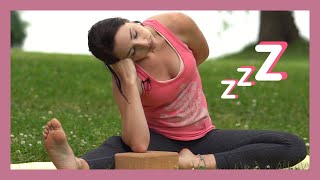 20 min Bedtime Yoga to Fall Asleep Fast