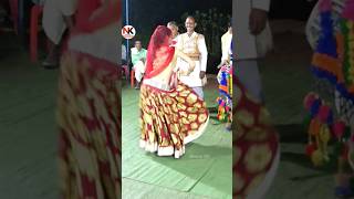 उठ बैठो धना माथे के पोंछो पसीना desi rai #dance #shorts #bundelirai #देशी राई कमल इंदु की राई