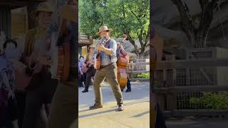 Banjo Solo | The Travelin' Tunesmith | Grizzly Gulch  @香港迪士尼樂園 | Hong Kong Disneyland  #shorts