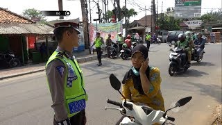 Pengendara Ini Bersikap Cuek Ketika Dikasih Arahan Petugas - 86