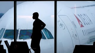 Tips on when flights are canceled on delayed