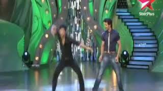 Sushant Singh Rajput dance with Hrithik Roshan || Sushant Singh Rajput in award show