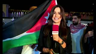 شاهد ردة فعل مشجعين أردنيين بعد علمهم بتقدم منتخبهم 1 - 0 على #مصر