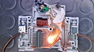 Circuit Breaker how it looks from Inside and Working Principle at Slow Motion