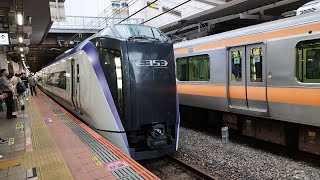 E353系 S101編成 特急かいじ40号新宿行が11分遅れて立川駅3番線を発車するシーン