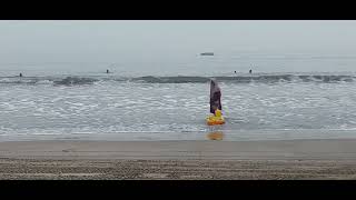 the excitement of playing water on the beach #shorts #viralvideo