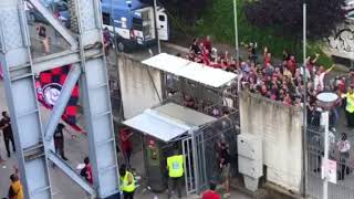 La fila dei tifosi del Cosenza prima di salire in serie B ❤️💙❤️💙❤️💙