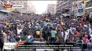 Raila, Azimio convoy stops in Mathare
