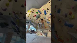 [ボルダリング日記🧗🏻抱石日記] 02072022 V5 その二 @Camp Four Bouldering Gym