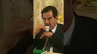 رأيكم في شرب صدام حسين للقهوة☕️