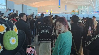 Walking behind Itzy Chaeryeong at Incheon Airport 11-22-2024