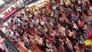 FLASHMOB Gospel Choir singing in Hamburg Central Station - CHOR in Hamburg Hauptbahnhof