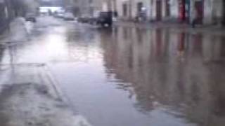 Підтоплення дороги Турка Львівська обл  flood of road.3gp