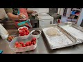 🇯🇵🇫🇷daifuku mochi à la fraise au marché de tours フランス🇫🇷朝摘み苺でいちご大福