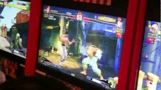 MCZ.Mago (Fei Long) vs MCZ.Umehara Daigo (Ryu) 6th Aug 2012-Playing at Taito Station in Shinjuku