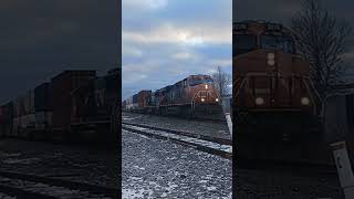 SD70 on CN stack train, Horn salute and Wave