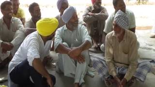 Bhagwant Mann sitting at SATH of a village near talwandi sabo.