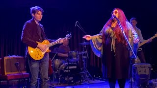 Connor Selby and Alice Armstrong 'Upbeat Baby' Live