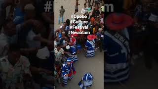 See the reaction a young boy was captured dancing during the NWAOTAM FESTIVAL in Opobo.