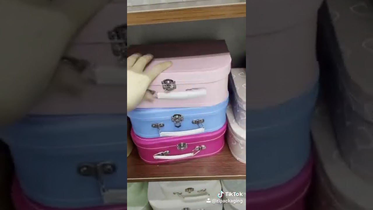 Suitcase Gift Box Sample Room Youtube