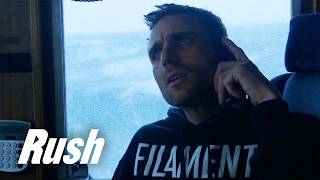 Jake Anderson IMMEDIATELY Loses Crew's Respect When Escaping Rapid Ice | Deadliest Catch