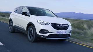 Opel Grandland X Features Review