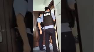 突发：义乌居民被警察上门将其抓走测核酸。。。