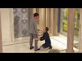 In order to keep her husband, the rich girl actually knelt down to him!