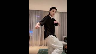 「李斯丹妮 SdannyLee」#layback 的卡点｜#dancer #dancechallenge2023