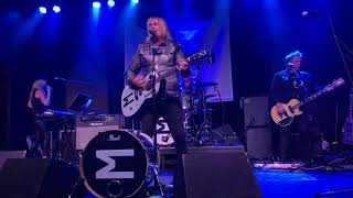 SIGMA LXXXV 2019 Tour of America - Mike Peters / The Alarm - “Sold Me Down The River”