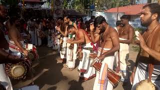 Pathikaalam Thimila Mugam by Udayanapuram Hari at Thiruvara Niramala Panchavadhyam