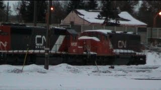 CN Train Spotting: RARE IC SD40-2 #6137 \u0026 19 Other Locomotives At West Junction 11/19 1/12/13