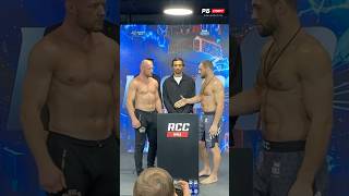 Шлеменко и Токов пожали руки / Битва взглядов перед боем | RCC 21 #мма #mma #шлеменко