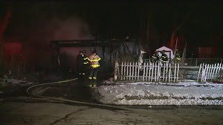 Garage destroyed in early morning Youngstown fire