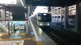 【博多駅・811系・普通】811系PM2013普通肥前山口行発車シーン