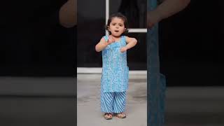 #Small girl Dancing#tarenending #viral #jharakhand #youcut #youcuttemplateshow to use youcut video e