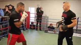 KELL BROOK & DOMINIC INGLE 'WINCOBANK STYLE' PAD WORKOUT- @ INGLE GYM / IFL TV