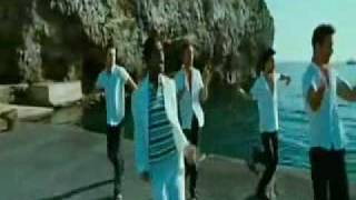 Vinnaithaandi Varuvaaya - Omana Penne Video Song