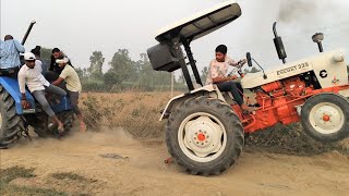 Escort और New Holland की टोचन 🚜 ट्रैक्टर पलटने से बचा 😱 😱 #tractor #farming #tochan #newholland