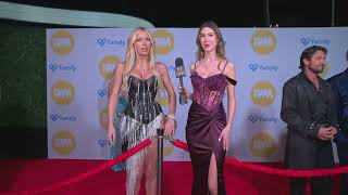 Ellie James interviews Jade at XMAAwardsLA on the red carpet