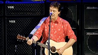 Paul McCartney - Blackbird (Live Glastonbury 2004) [Remastered in HD]