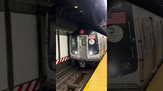 R160A/B Alstom R train arriving at Times Square-42nd Street